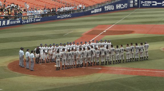High_school_baseball_in_Yokohama_Stadium_Japan_2007-9